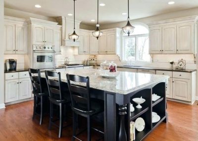 Shaker kitchen cabinets by US FLoor KB in Rancho Santa Margarita Ca