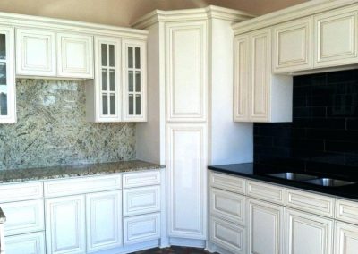 White Shaker kitchen cabinets by US FLoor KB in Rancho Santa Margarita Ca